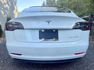 Tesla Model3 5